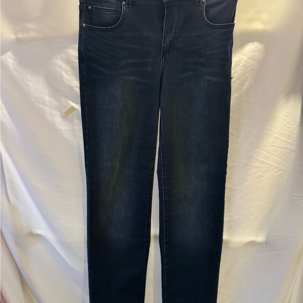 Maurices Everflex High-Rise Blue Jeans with Classic Style